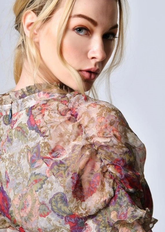 Shannon, model in New York — picture 3
