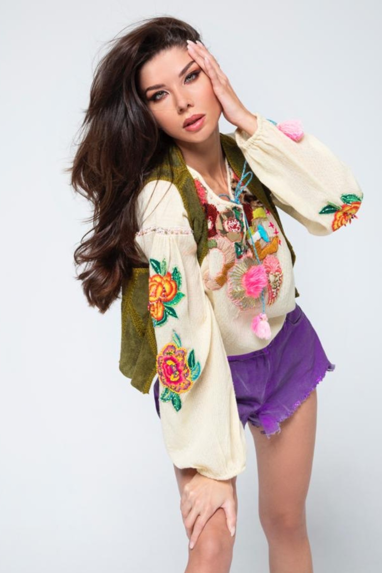 MADALINA, model in Milan — picture 20