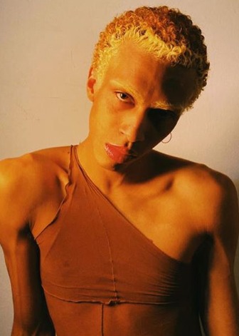 Maurilio, model in Milan — picture 10