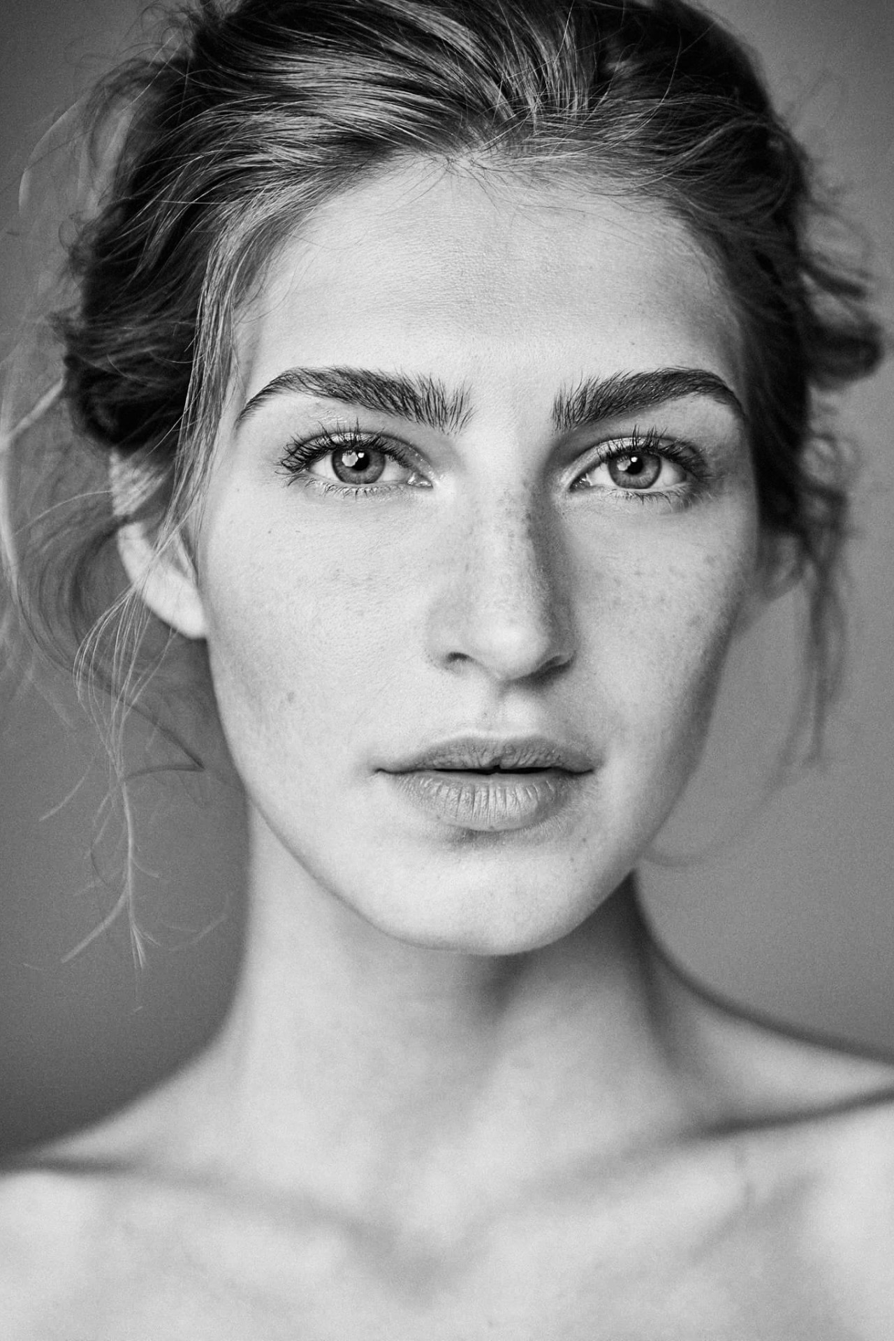 Shari, model in Milan — picture 30