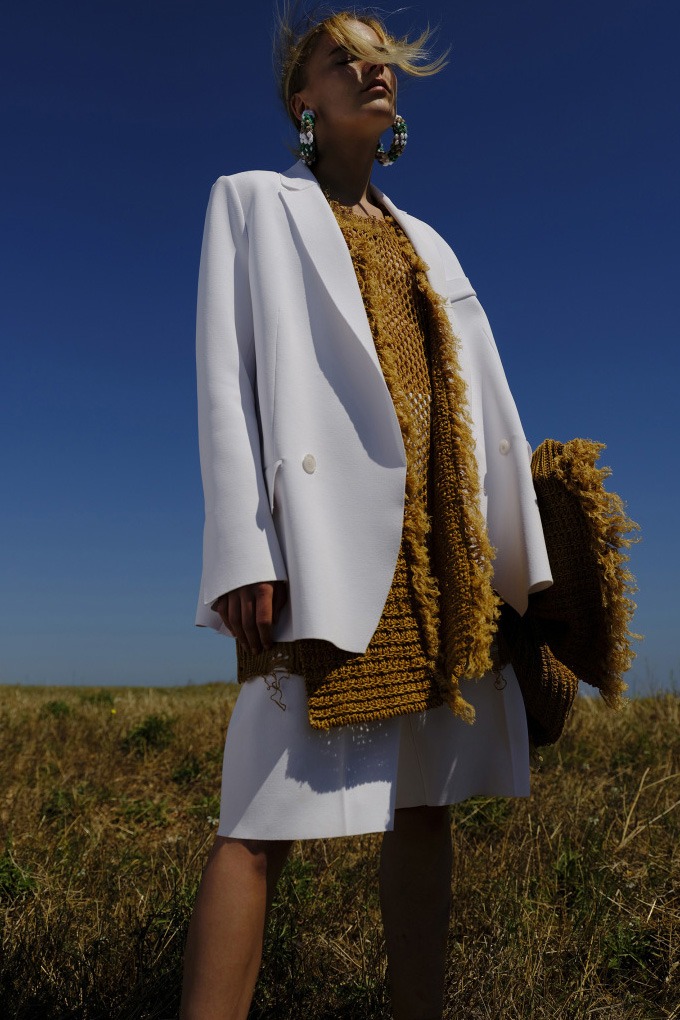 UGHY, model in Milan — picture 11