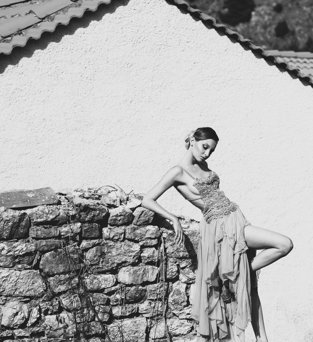 Chiara, model in Milan — picture 20