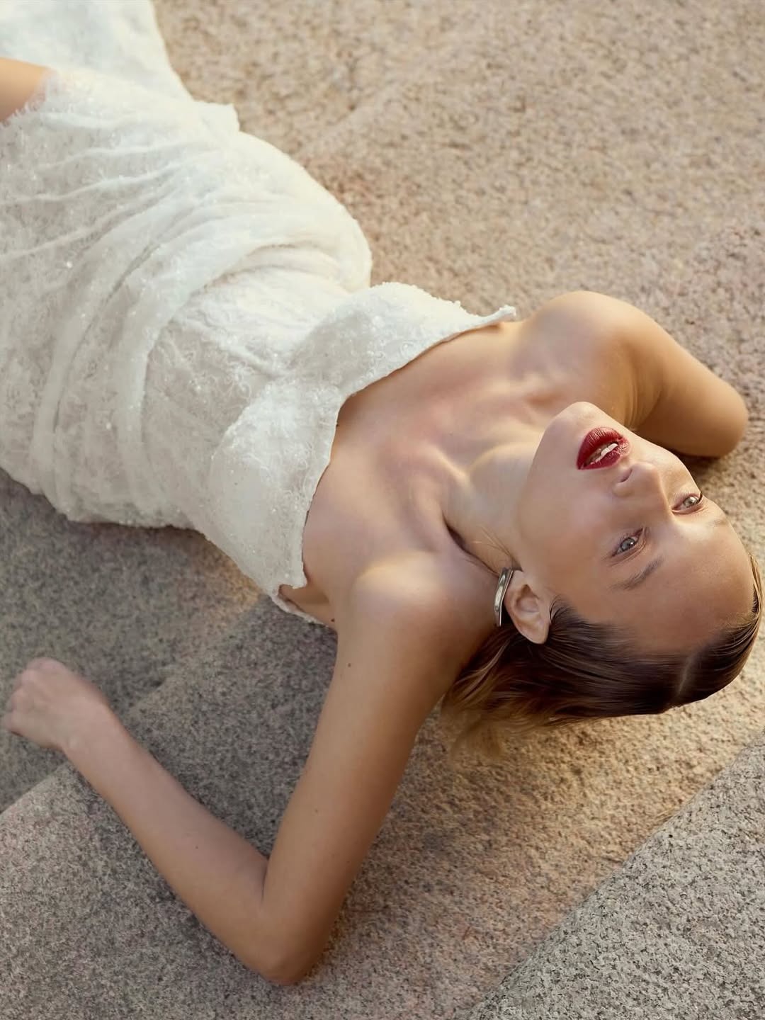 Chiara, model in Milan — picture 12