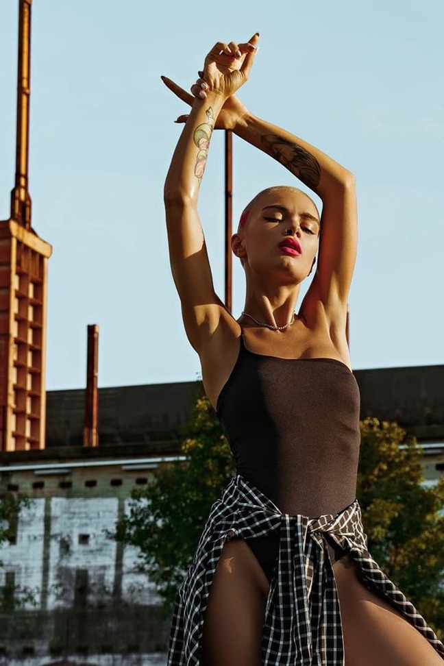 MARIA, model in Milan — picture 8