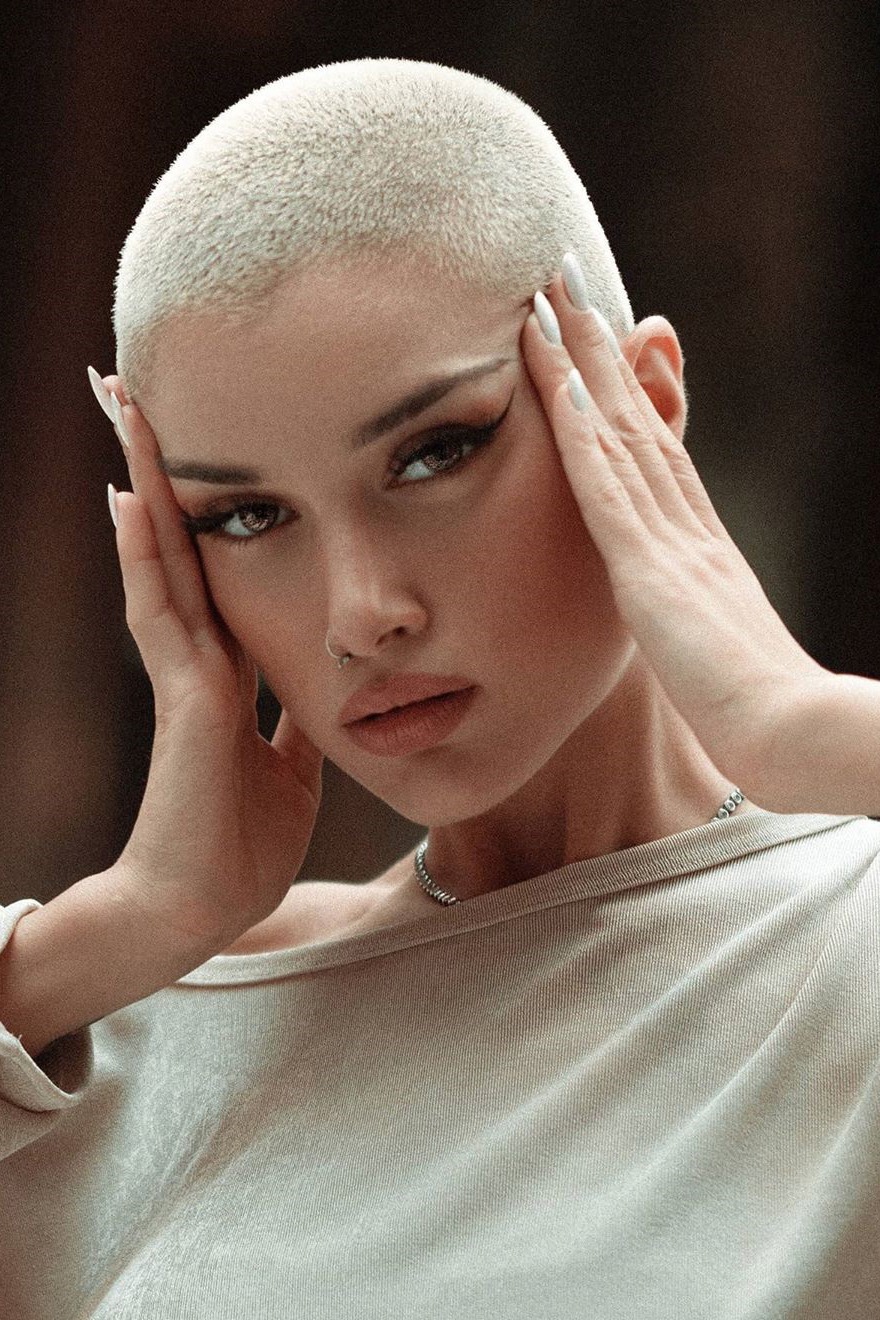 MARIA, model in Milan — picture 4