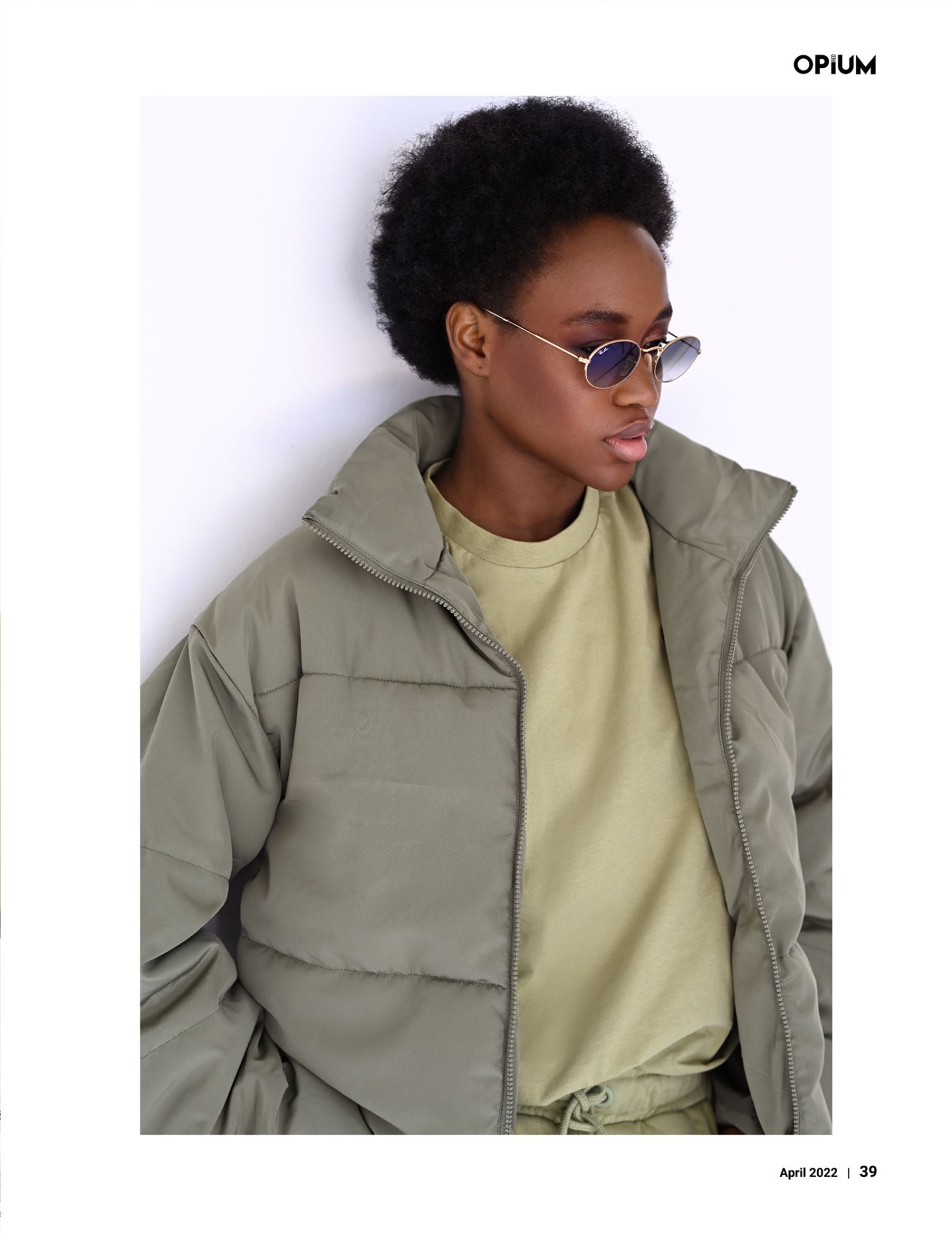 Lauris, model in Paris — picture 5