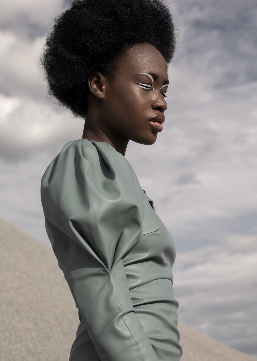 Lauris, model in Paris — picture 8