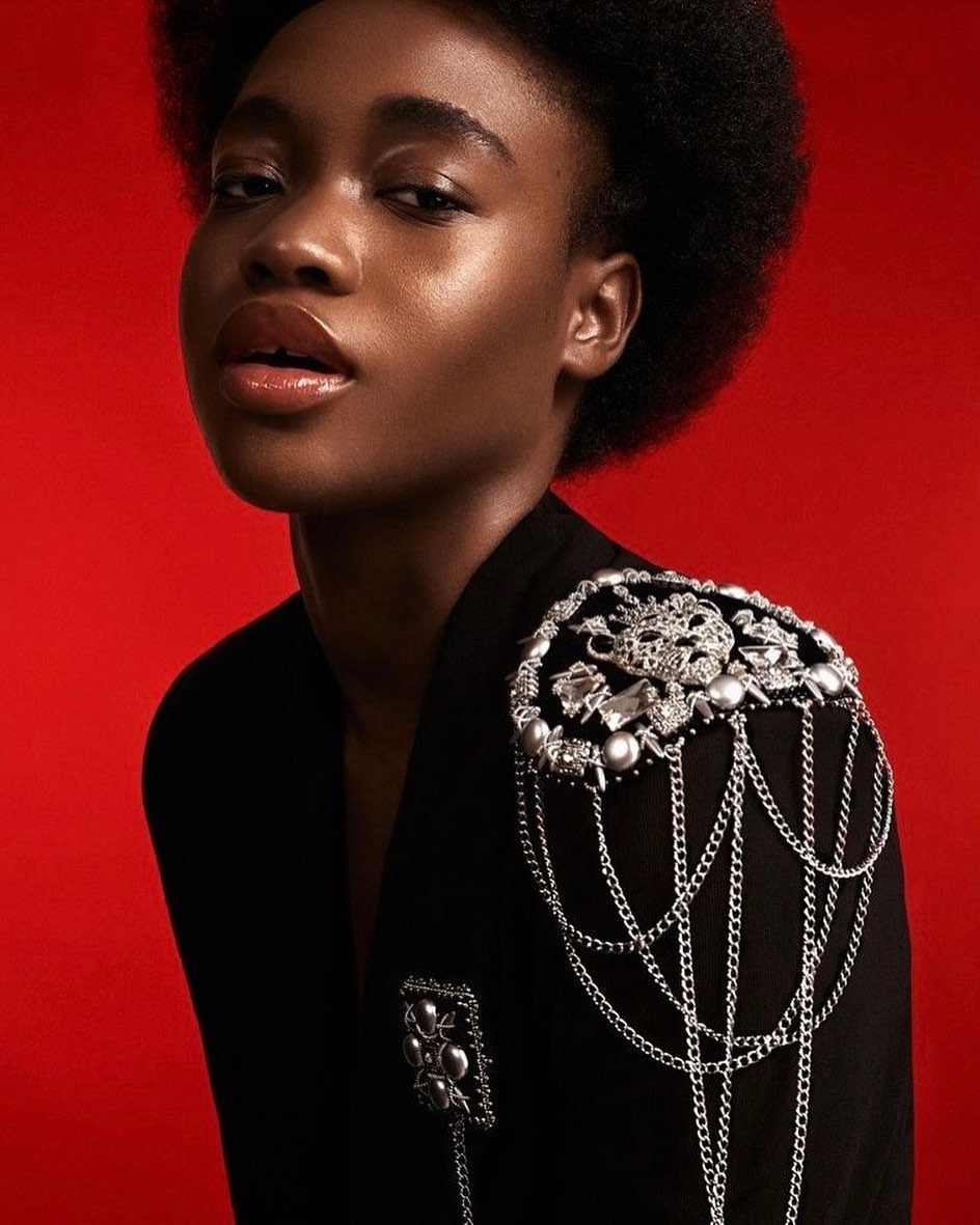 Lauris, model in Paris — picture 23