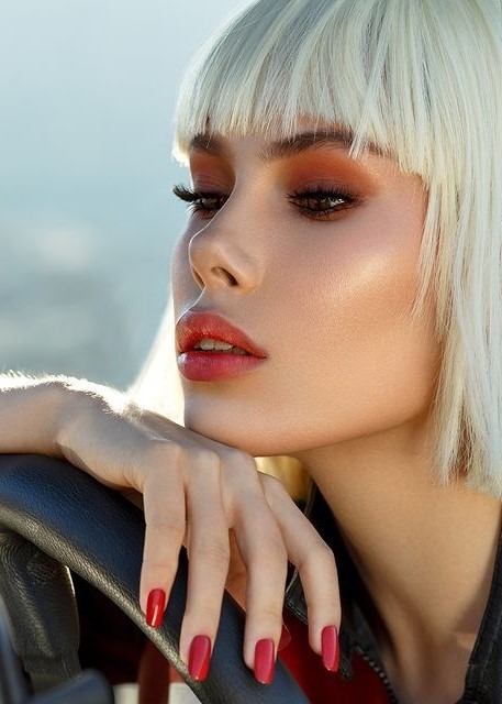 Alaska, model in Milan — picture 16