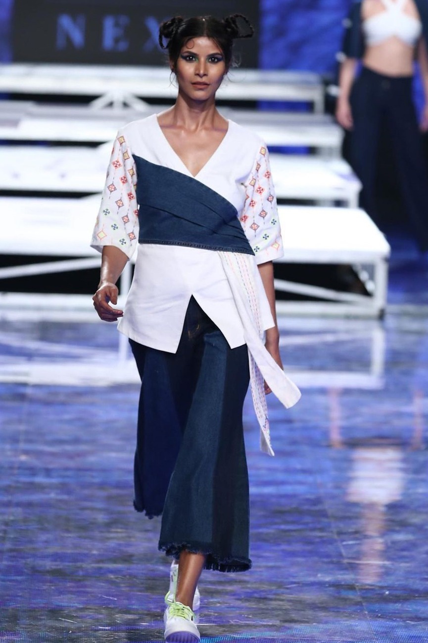 UPASANA, model in Milan — picture 36