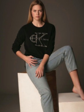 Zara, model in London — picture 4