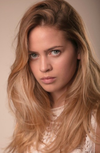 Zara, model in London — picture 5