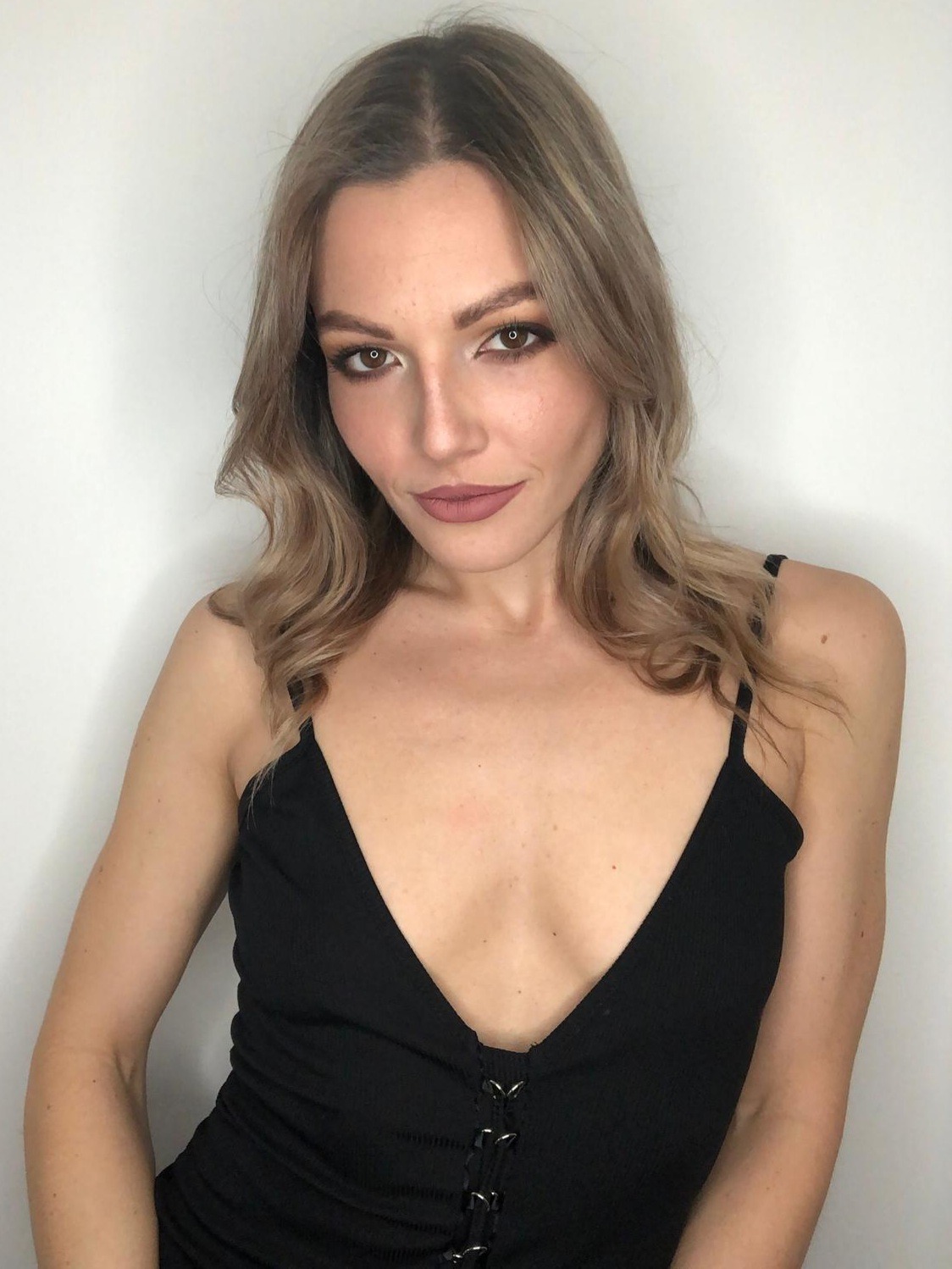 Emma, model in London — picture 1