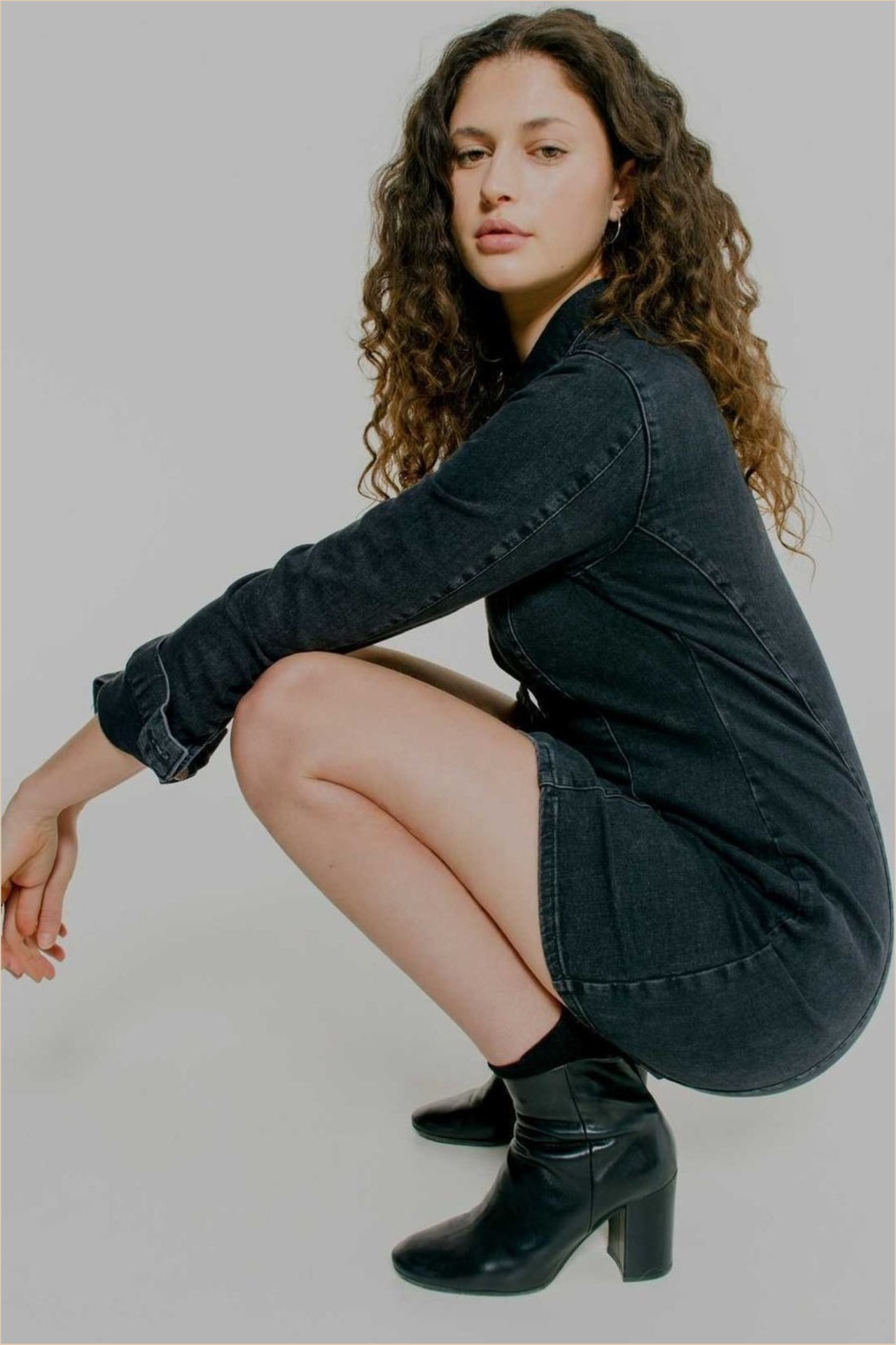 Emiliana, model in Milan — picture 4