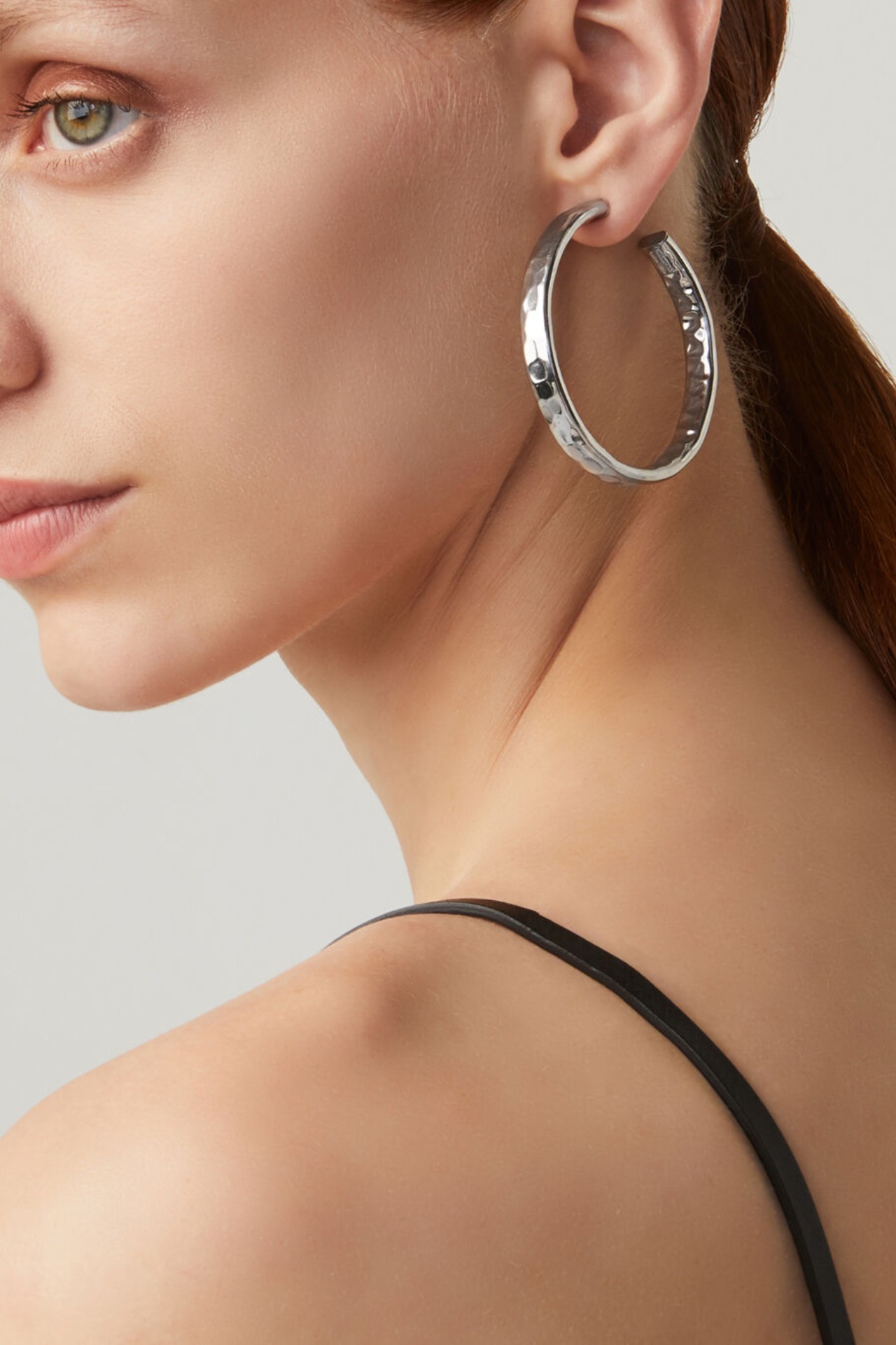 Martina, model in Milan — picture 22