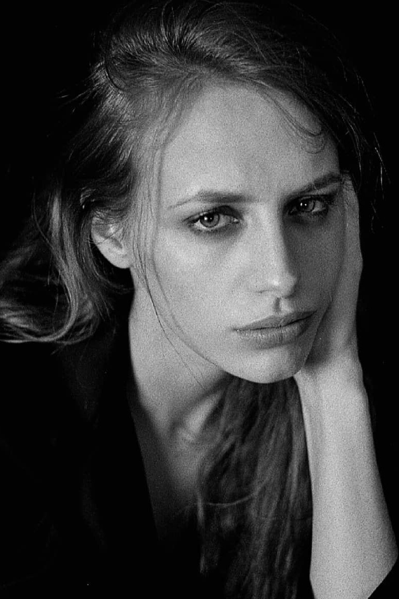 Martina, model in Milan — picture 12