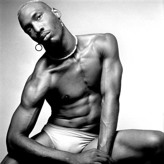 Mickael, model in Paris — picture 4