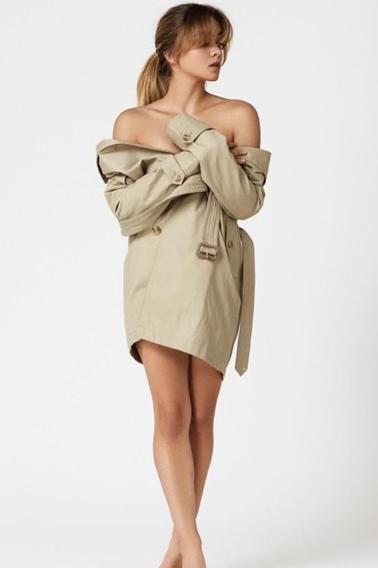 Indya, model in Paris — picture 8