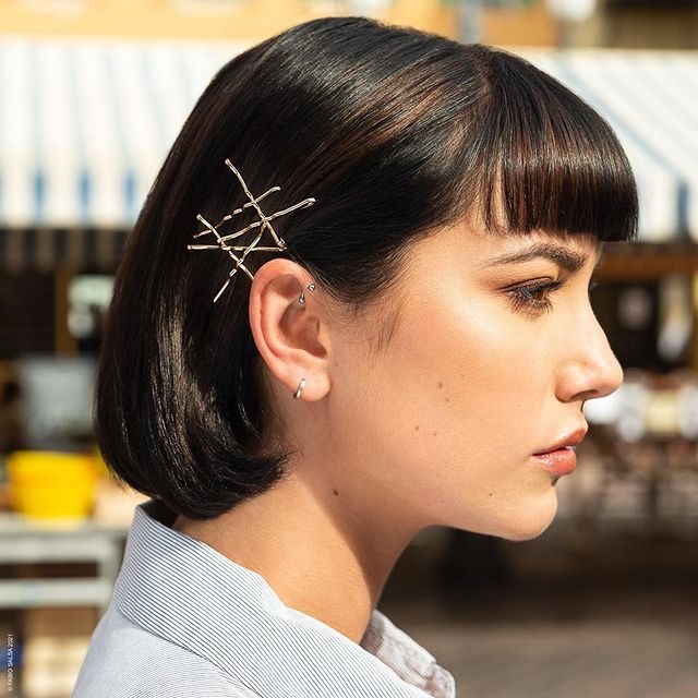 Marie, model in Paris — picture 12