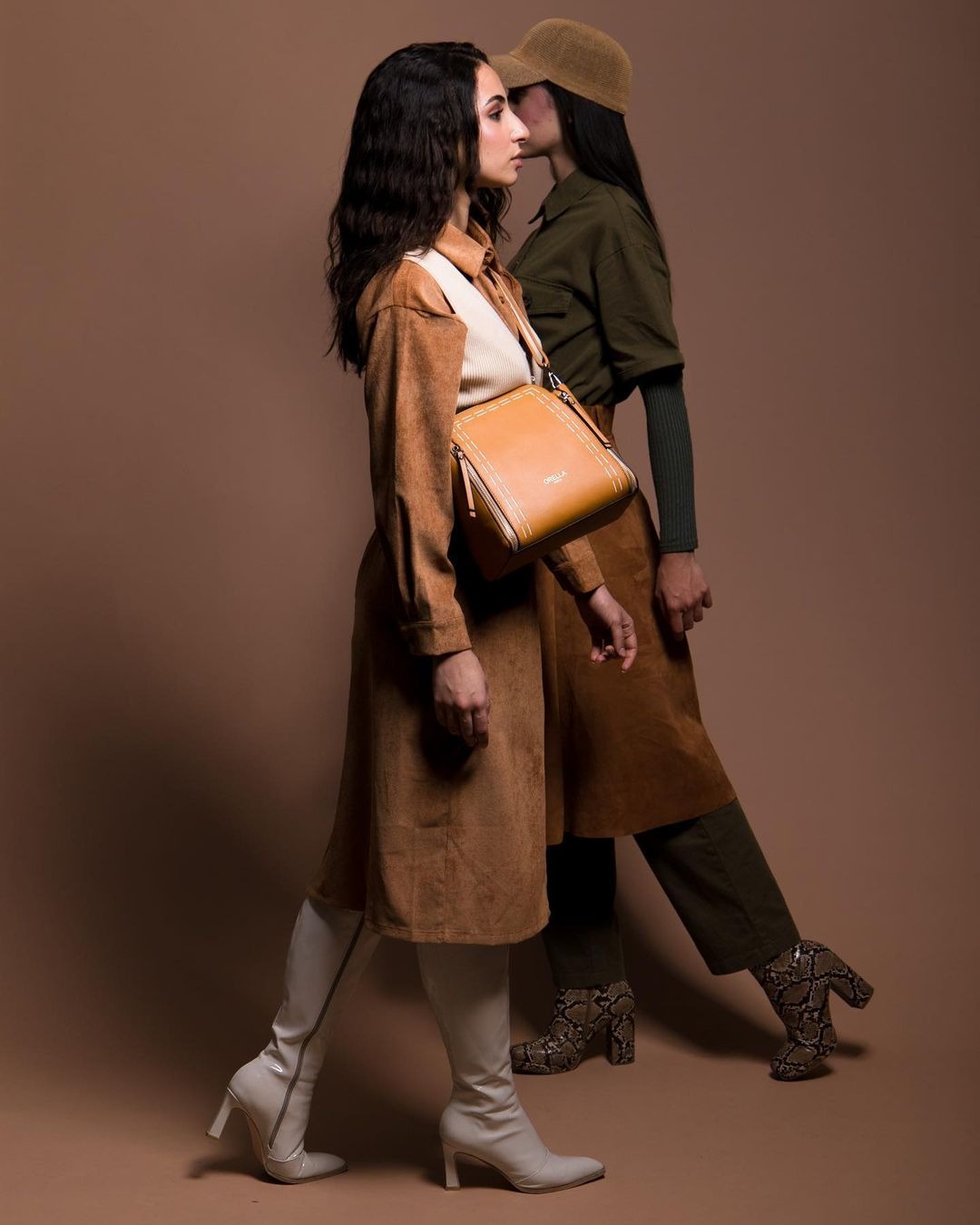 Anaïs, model in Paris — picture 22