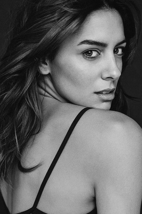 Carola, model in Milan — picture 25