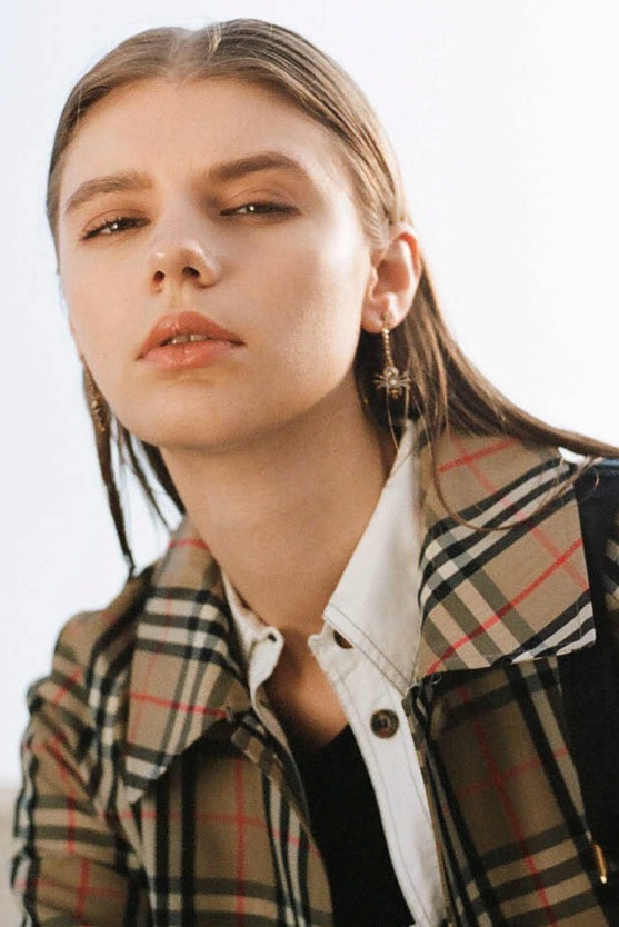 Catalina, model in London — picture 5