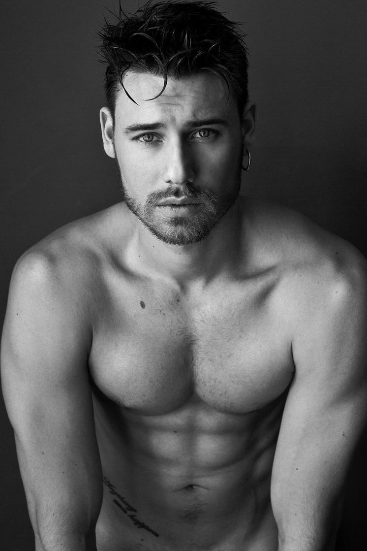 Nicolò, model in Milan — picture 3