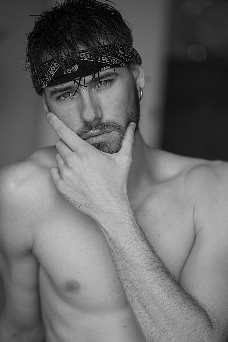 Nicolò, model in Milan — picture 4