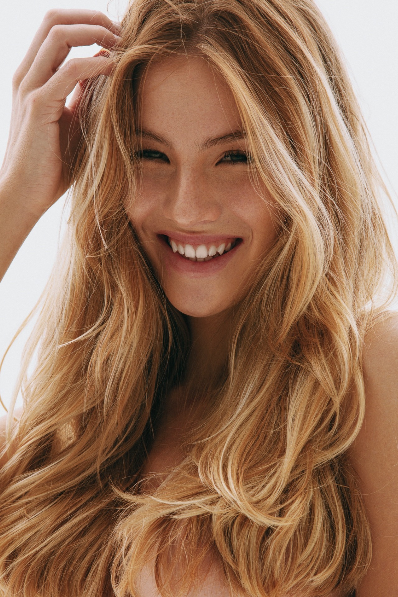 Claire, model in Paris — picture 7