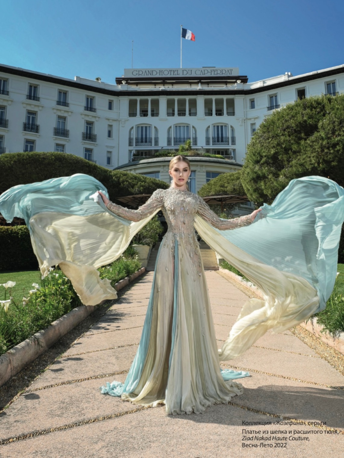 Claire, model in Paris — picture 15