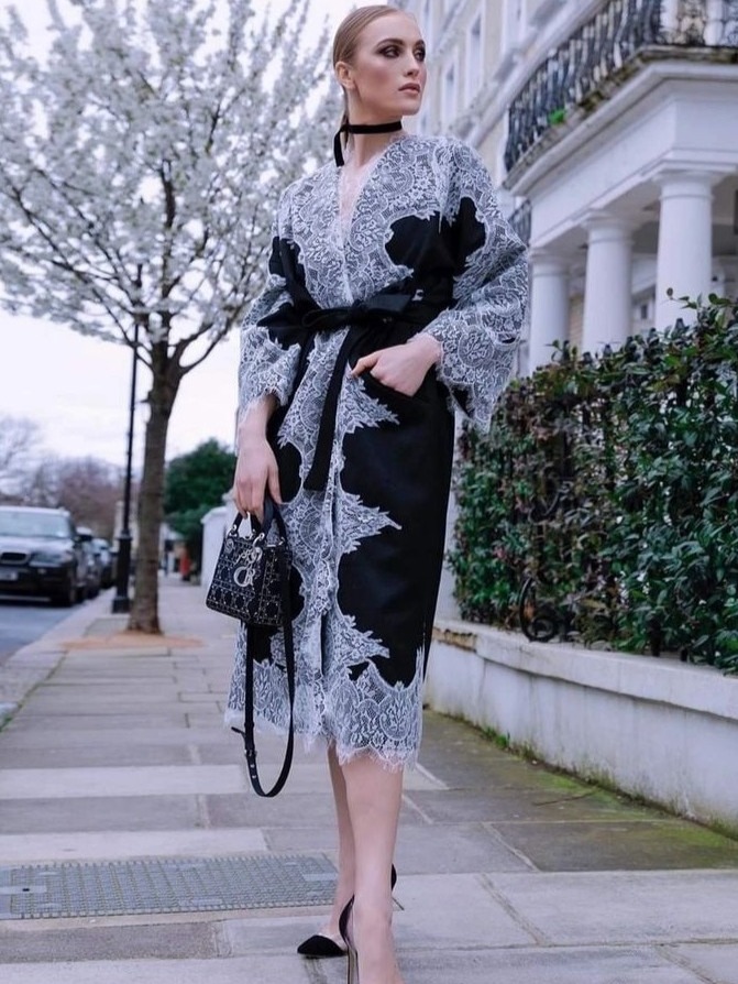 Ecaterina, model in London — picture 10