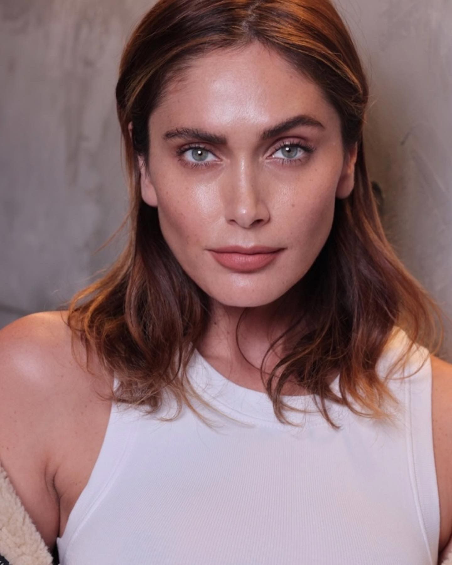 Waleska, model in Milan — picture 23