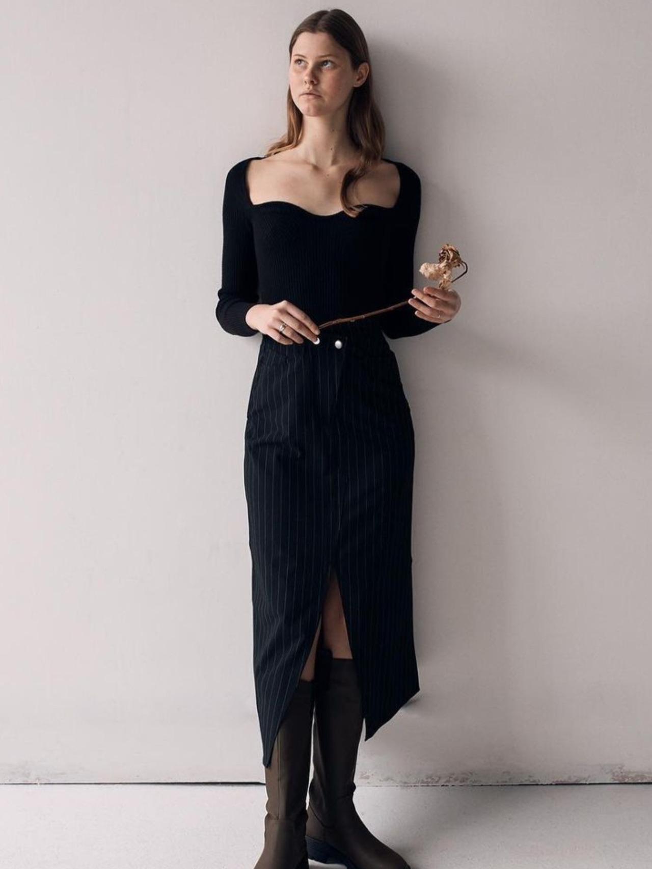 Olivia, model in London — picture 3