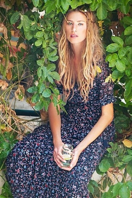 Fabrine, model in Milan — picture 13