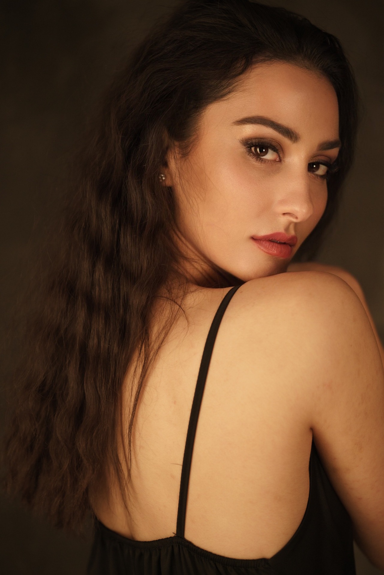 Valeria, model in Milan — picture 23
