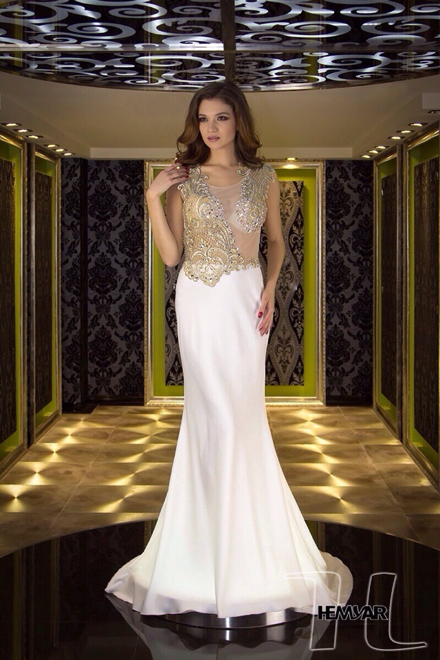 Anna, model in Paris — picture 14