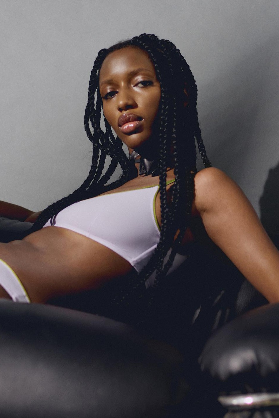 Aminata, model in Berlin — picture 11
