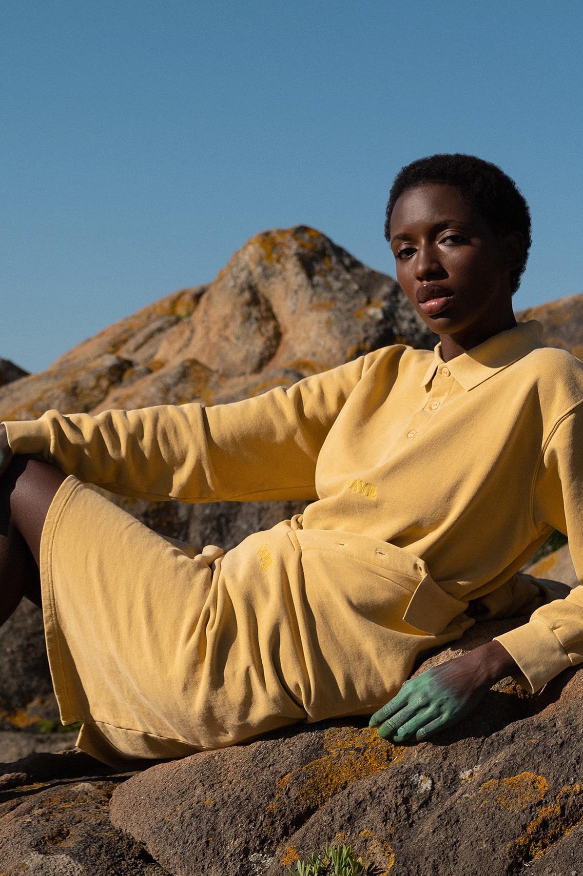 Aminata, model in Berlin — picture 6