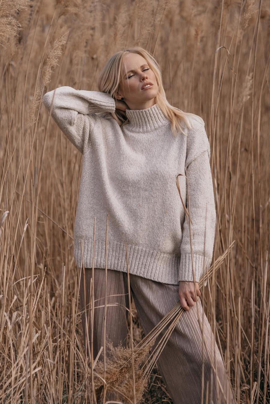 Hanna, model in Milan — picture 29