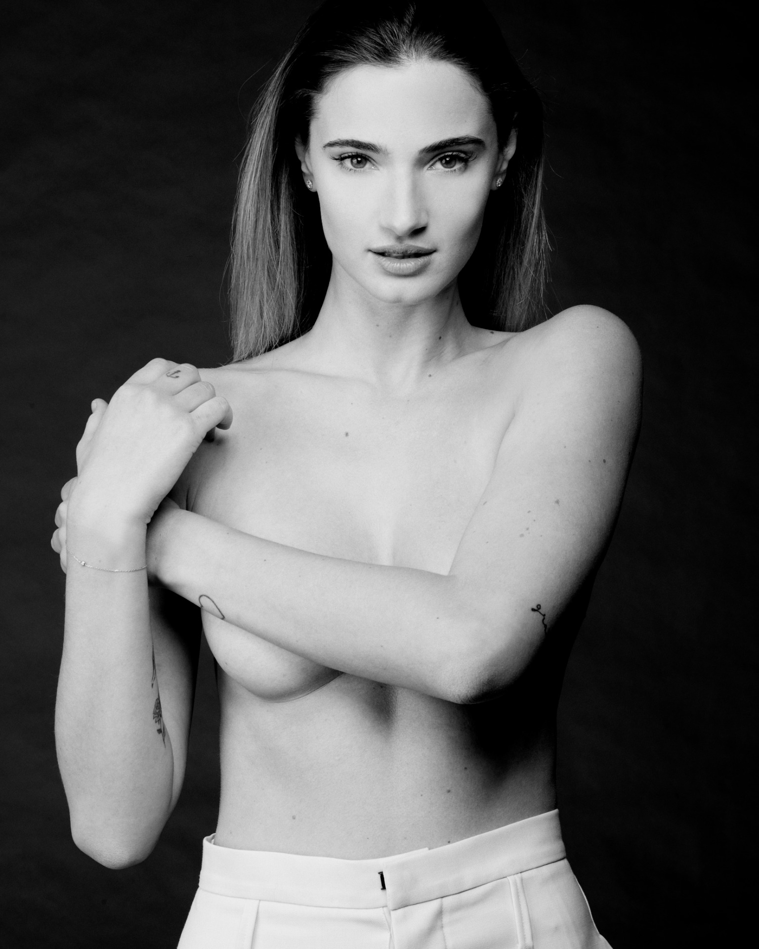 Arianna, model in Milan — picture 6