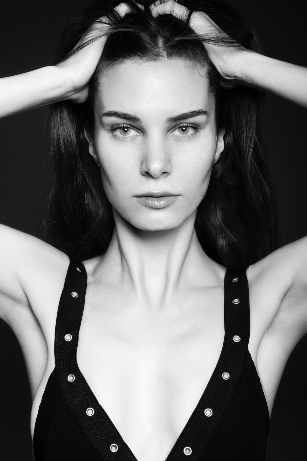 Angelina, model in Paris — picture 17