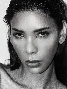 Kara, model in Paris