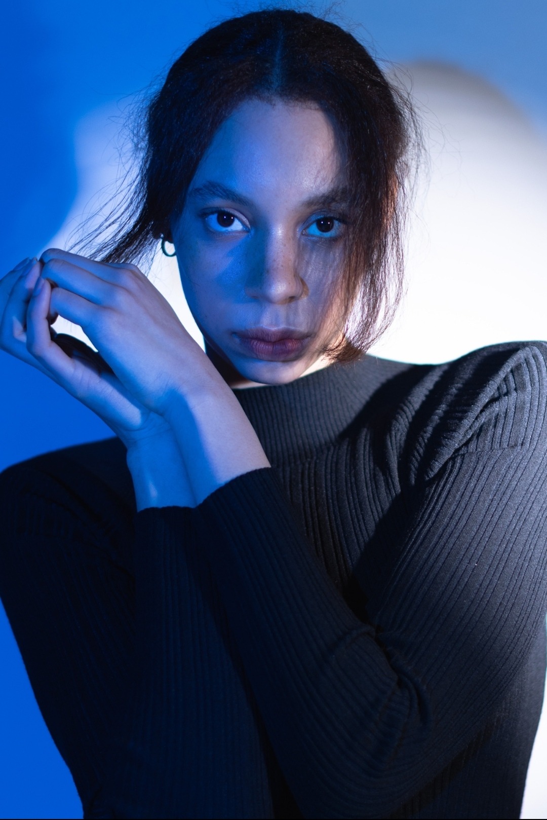 Esther, model in Paris — picture 4