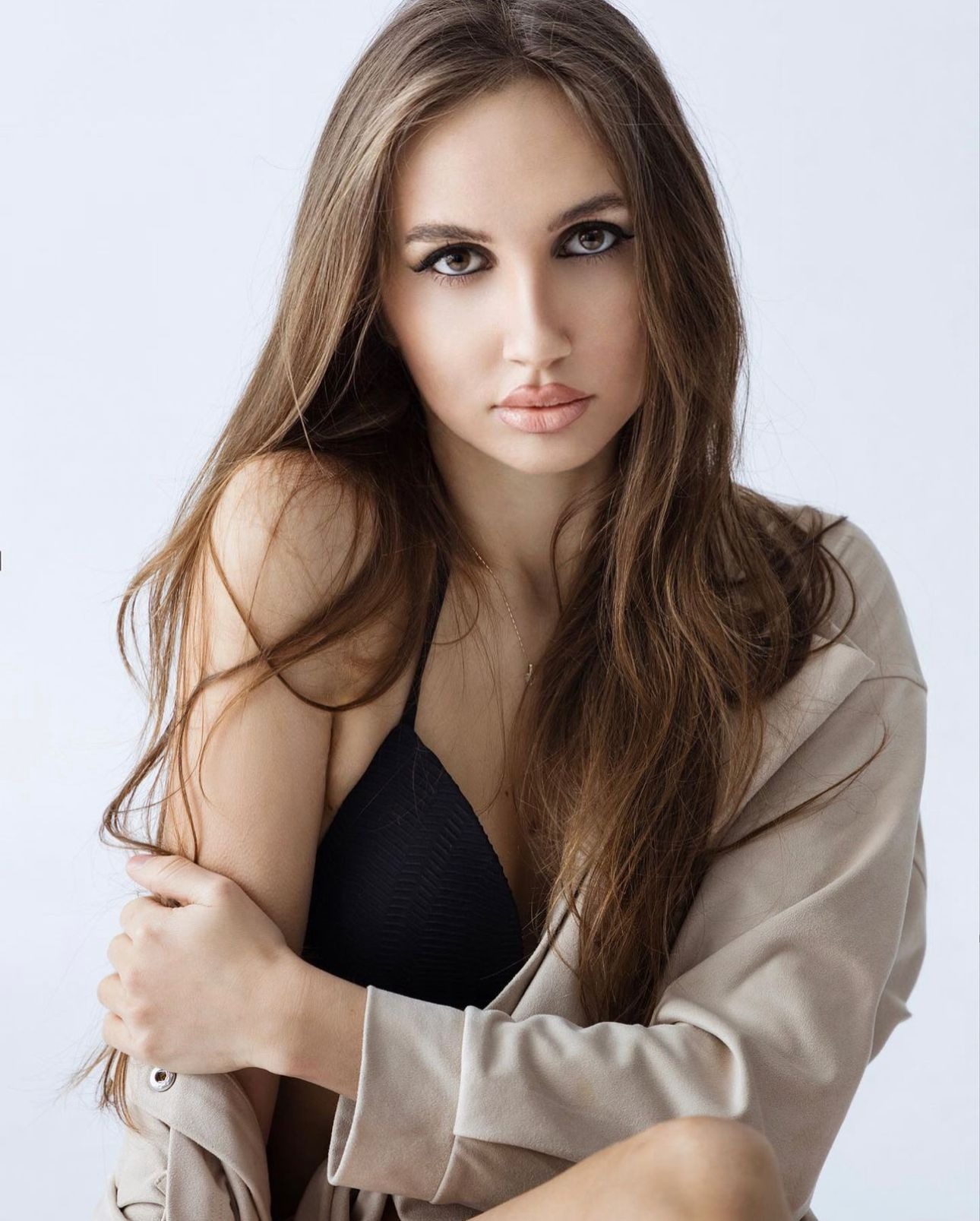 Ecaterina, model in Milan — picture 21