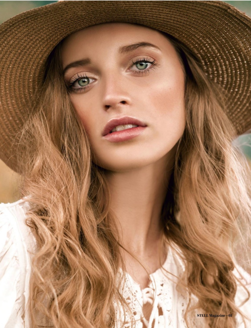 Stephanie, model in Paris — picture 2