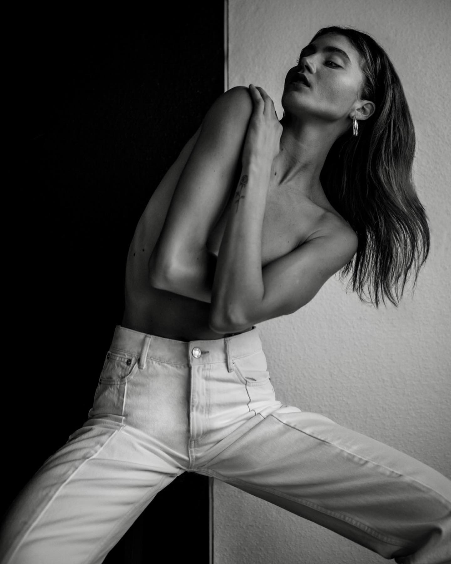 Méghane, model in London — picture 34