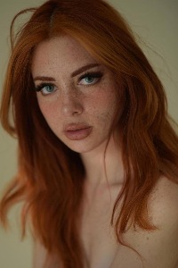 Marlet, model in Milan