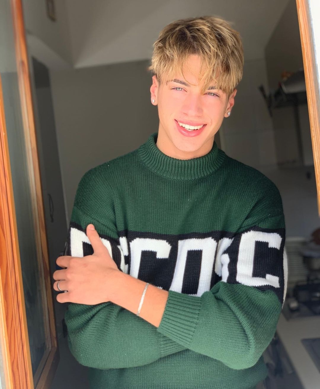 Emanuele, model in Milan — picture 19