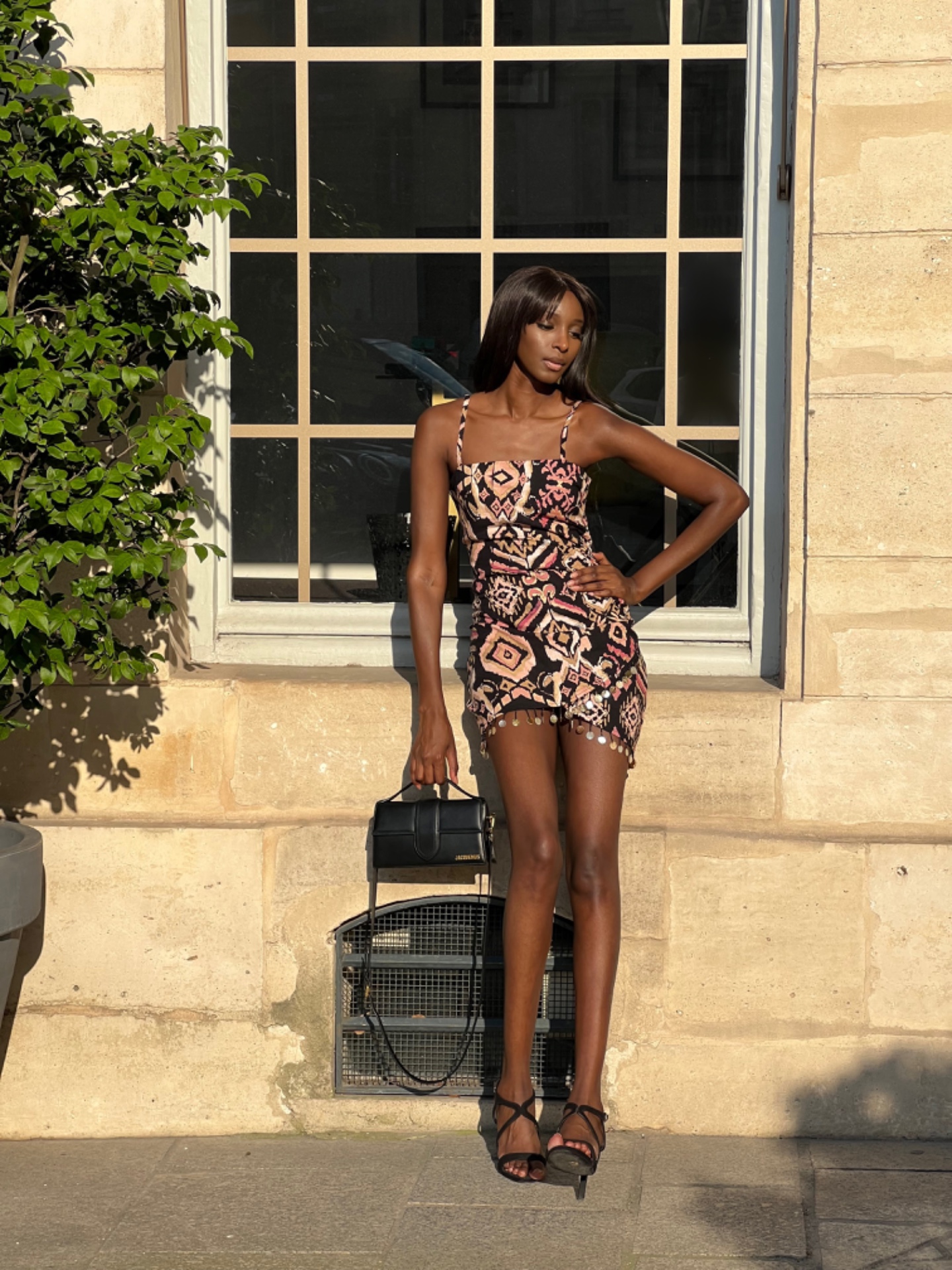 Esther, model in Paris — picture 1