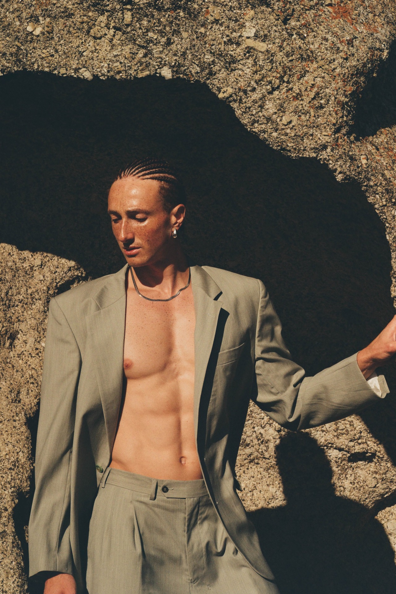 Theo, model in Paris — picture 5